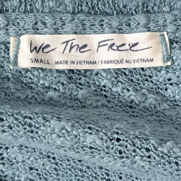 We The Free People Women Mint Ocean Air Hacci Top Long Sleeves Raw Edge Sz Small - Picture 8 of 8